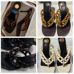 Premium Slippers Women Slides Fashion Womens Classic Flat Summer Sandals Slippers 35907