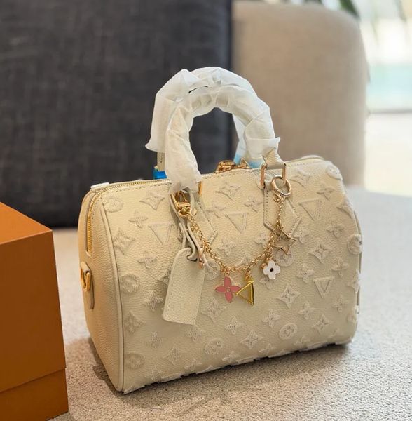 Tote Bags Women Handbags Fashion Shopping Bags Washing bag New Star Bags 32086
